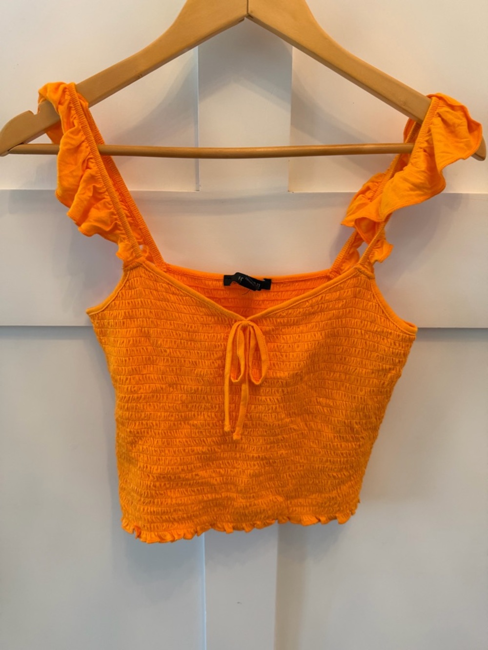 Women’s Forever 21 Smocked Ruffled Front Tie Crop Top Orange Tangerine Size M